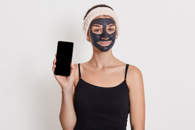 Maseczka Pilaten ile trzymać na twarzy?