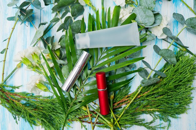 Lily Lolo czy Annabelle Minerals - którą markę kosmetyków mineralnych wybrać?