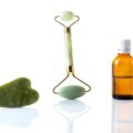 Jaki olejek do gua sha sprawdzi się przy różnych typach skóry?