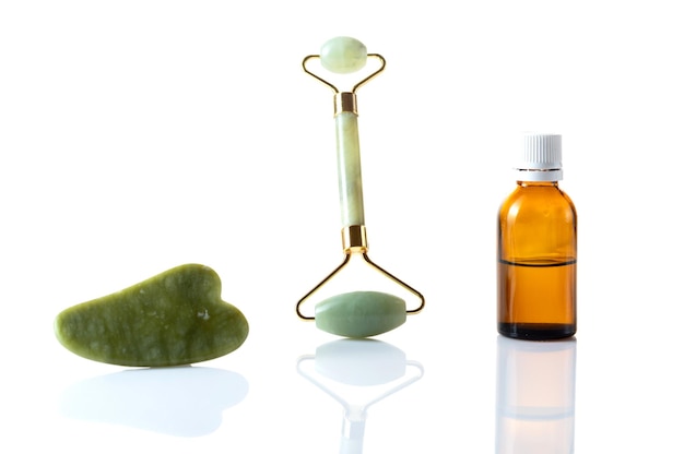 Jaki olejek do gua sha sprawdzi się przy różnych typach skóry?