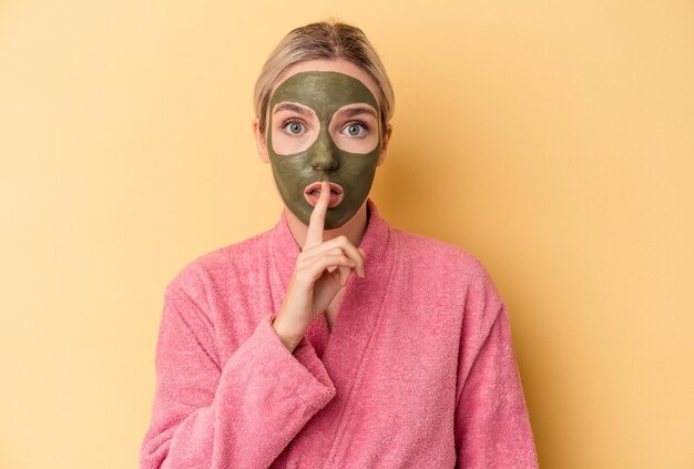 Z czego najlepsza maseczka na twarz sprawdza się w domowej pielęgnacji?